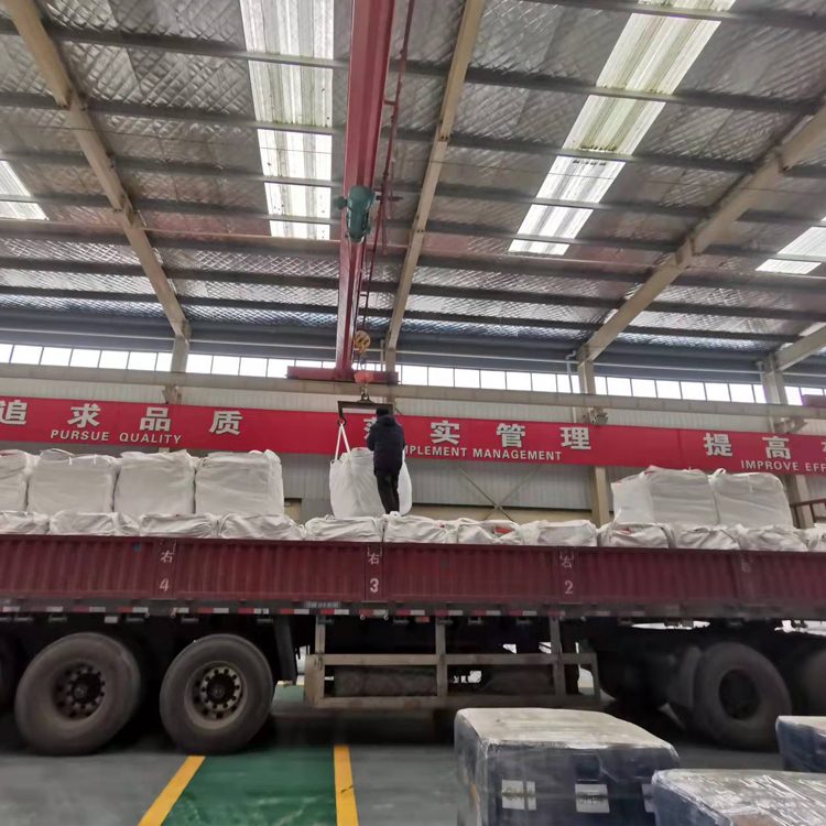  低水泥耐火澆注料表面損毀的現(xiàn)象